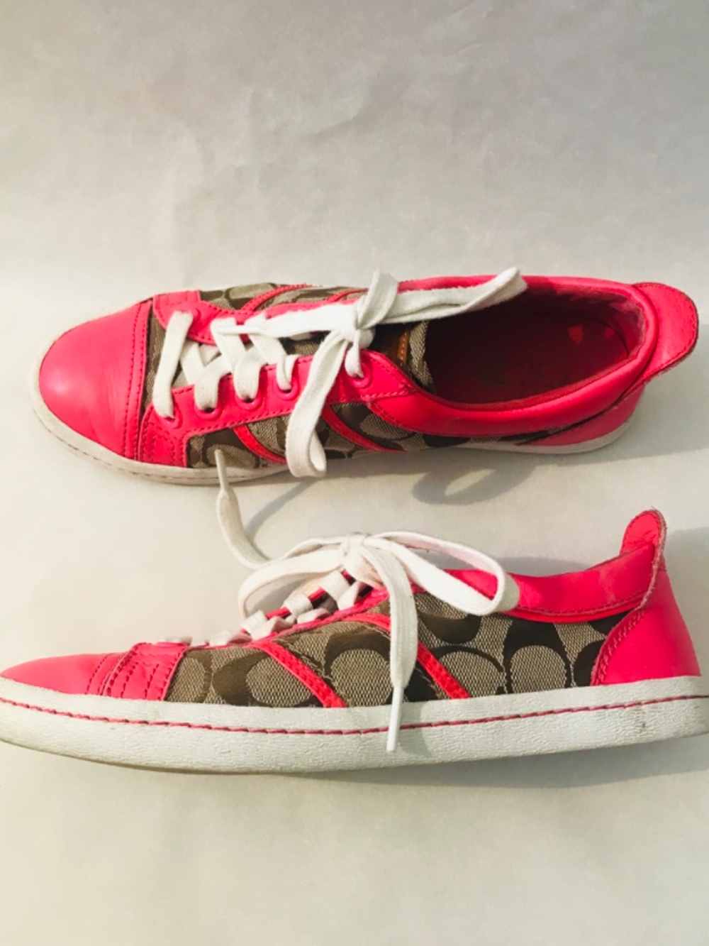 Coach Alivia Signature Logo Canvas Tennis Shoes Sneakers Hot Pink Leather Trim - Picture 4 of 11